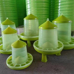 Ταΐστρα για κότες